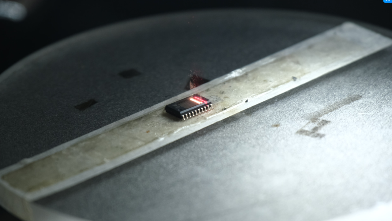 世纪远景 | 激光芯片开封机WIDEN2000 世纪远景 | 激光芯片开封机WIDEN2000